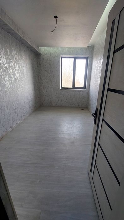 Продаётся квартира с ремонтом. г. Чирчик