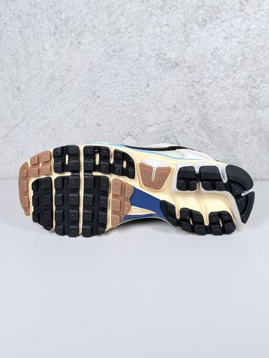 Nike Zoom Vomero 5 Designed by Japan