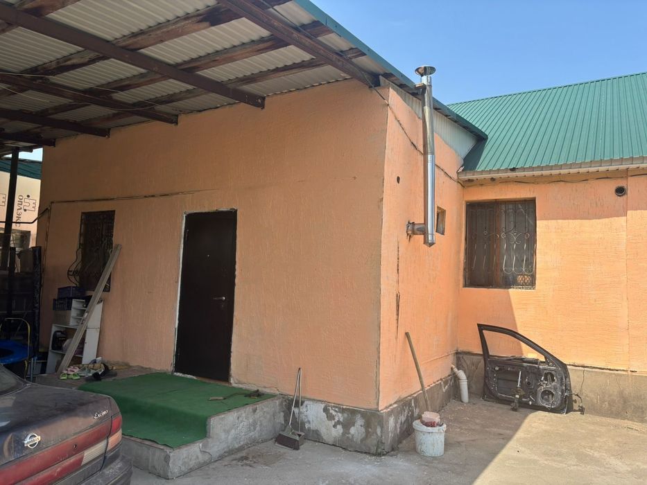 Үй сатылады опше 10 соты . 2 үй бар ..