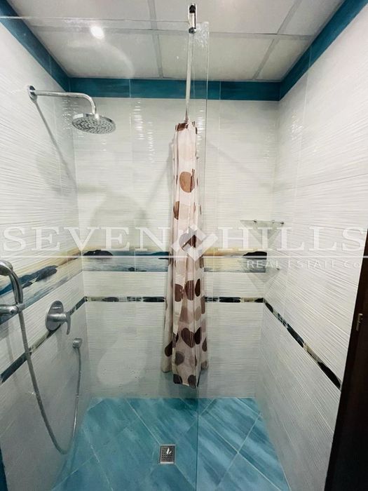 Продава се Тристаен апартамент в Пловдив, Младежки Хълм - 91 кв.м за 2022 €/кв.м - Снимка #10