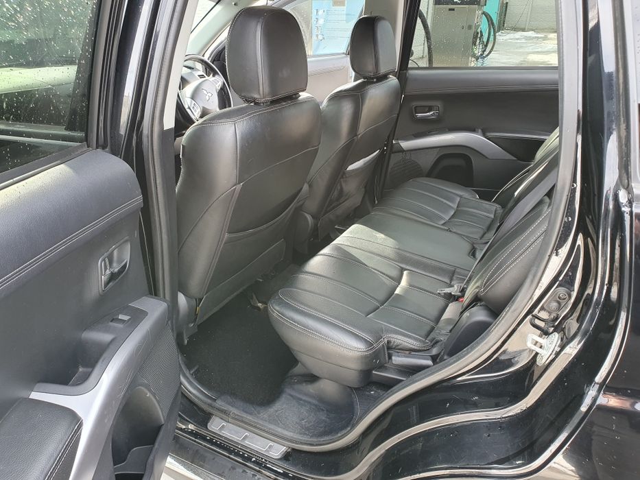 Mitsubishi outlander VOLAN DREAPTA