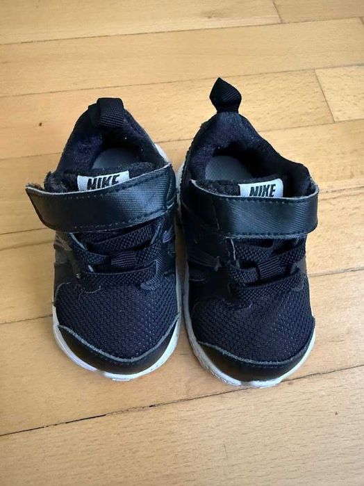 Черни маратонки Nike - 18.5 номер