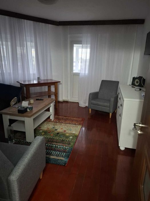 Apartament 60mp zona bazar