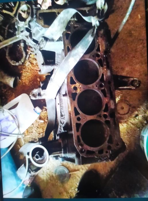 Запчасти на двигатель