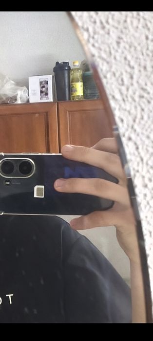 Обменяю poco x7 pro 512