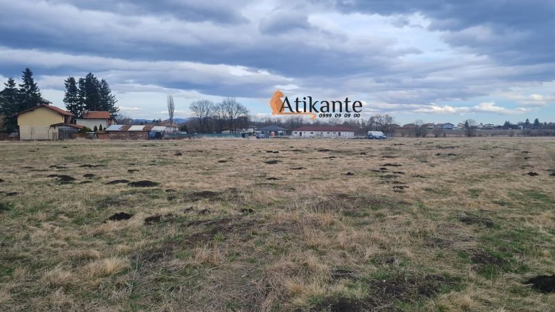 Продава се Парцел в с. Волуяк, Област София-град - 1548 кв.м за 60 €/кв.м - Снимка #1