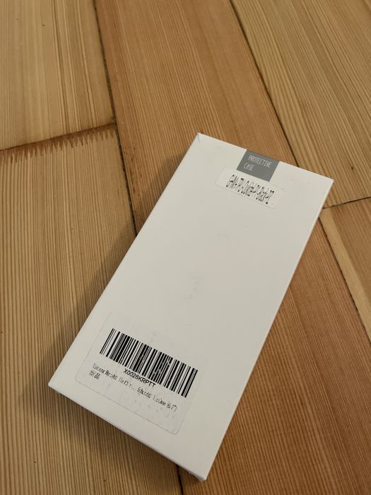 Husă iphone 16 pro max inclus cu ata ,fara nicio zgarietura