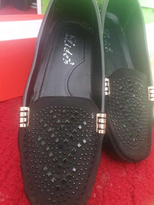 Туфли новые для женщин