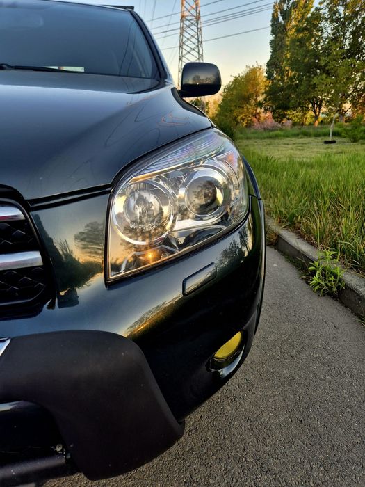 Vând toyota rav4 2007 înmatriculat