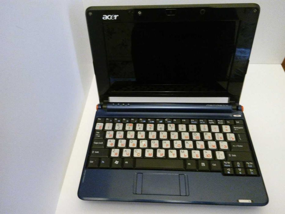 нетбук Асеr Aspire one  без блока питания