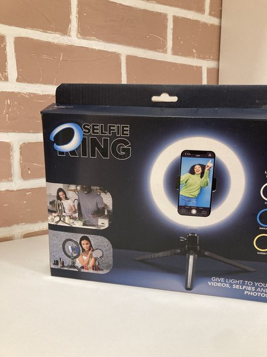 LED Селфи лампа. Трипод, 4 типа светлина