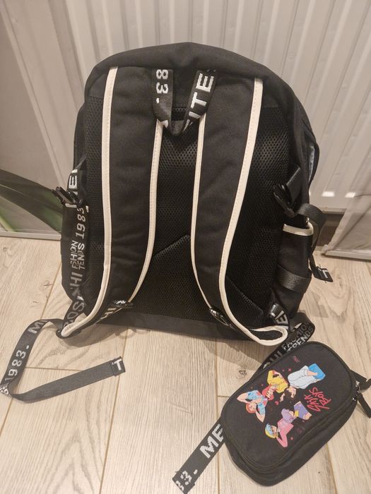 Ghiozdan nou- Saja Boys Kpop