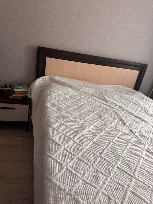 Продам двуспальная кровать