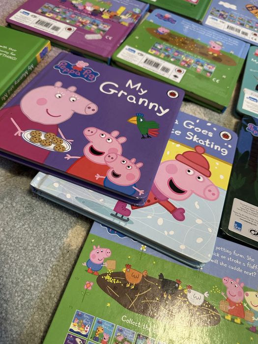 19 броя Английски книжки Peppa Pig