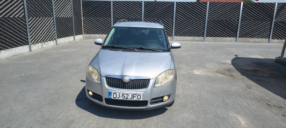 Skoda Fabia 2008 1.4 benzina și gpl