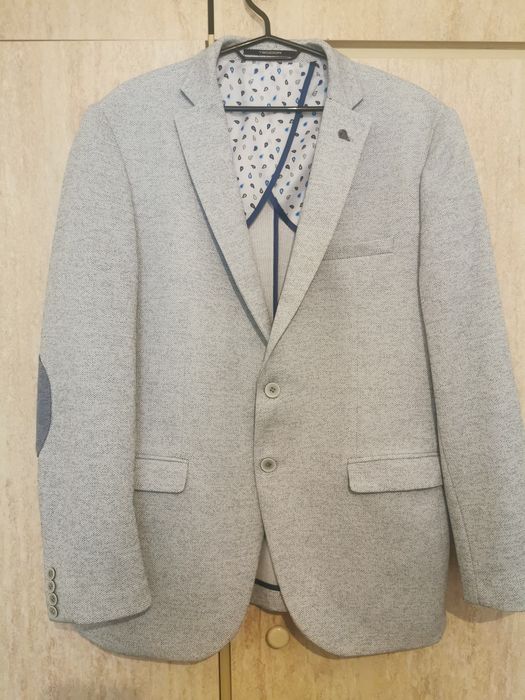 Мъжко сако на Teidor