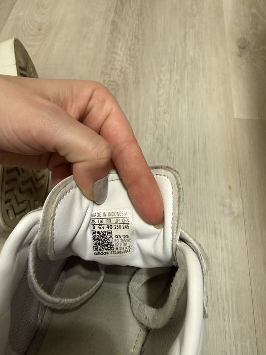 Уникални Adidas Superstar Bonega