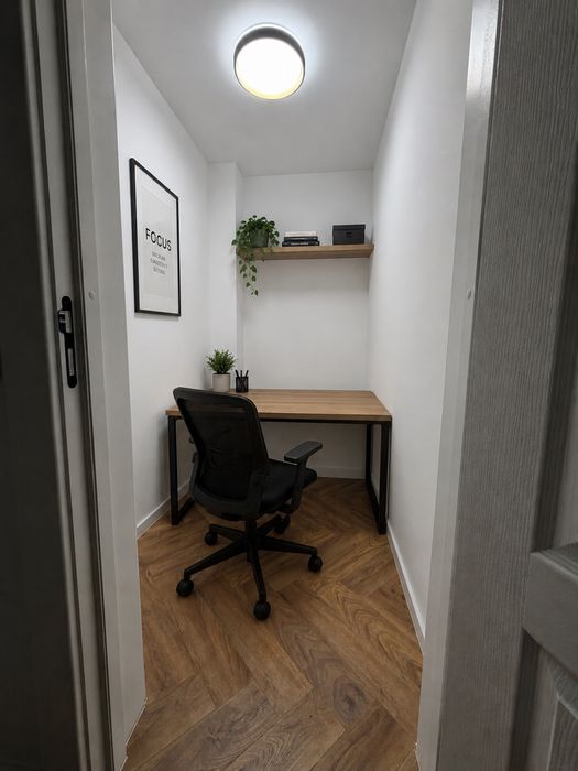 Apartament 2 camere, prima închiriere, parcare privată, complet mobilat și utilat – 450€/lună