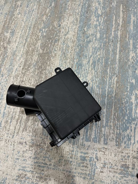 Корпус воздушного фильтра от RAV4