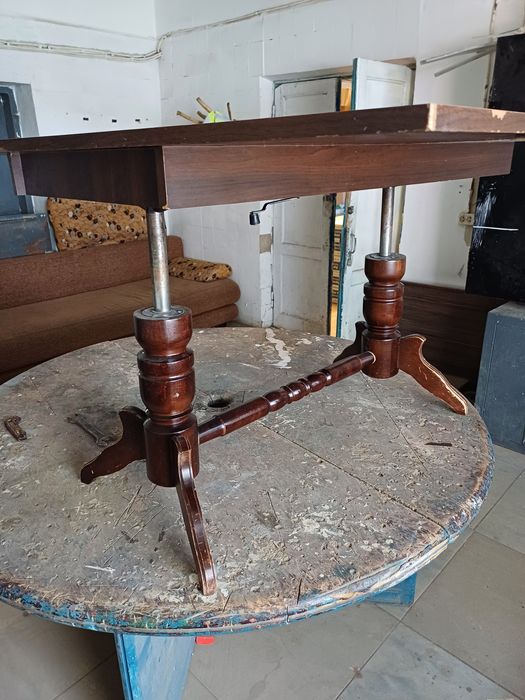 Продается уникальный кофейный столик трансформер