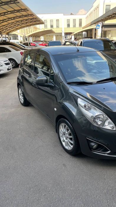 Spark 2021 yil toza 1 qol moshina yurgani 95 Ming