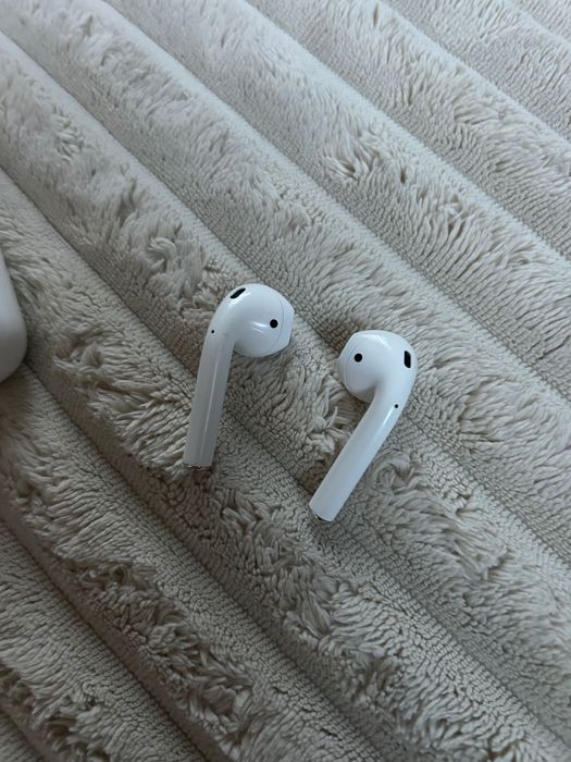 Airpods 2 Wireless
