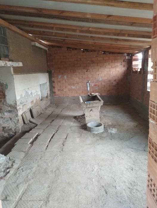 Продавам къща в гр. Криводол