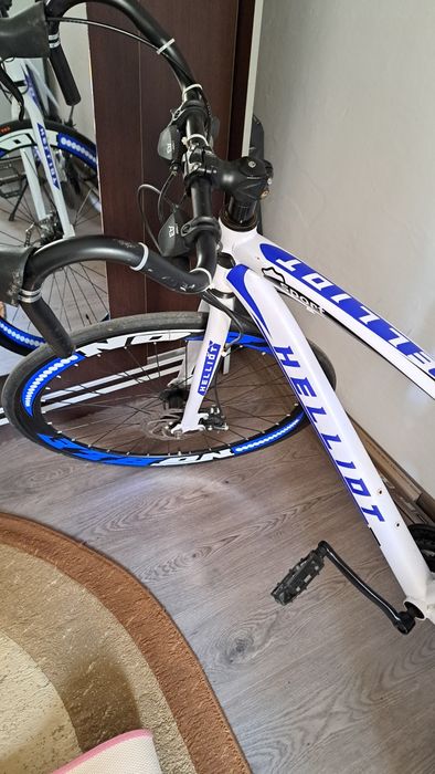 Vand bicicleta sau schimb
