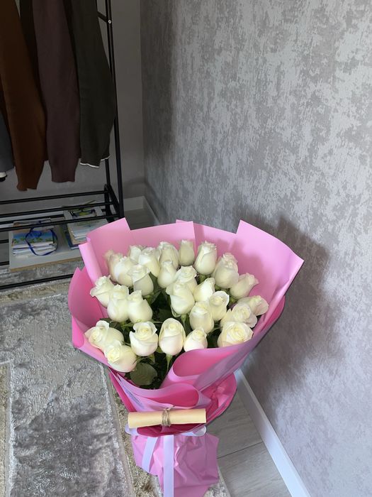 Свежие розы 31 штук