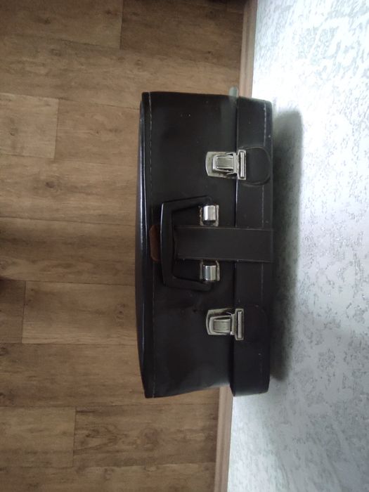 Ручная швейная машинка