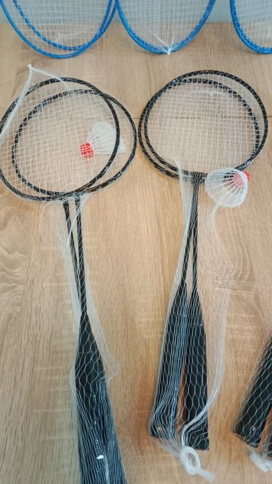 Бадминтон новый продам