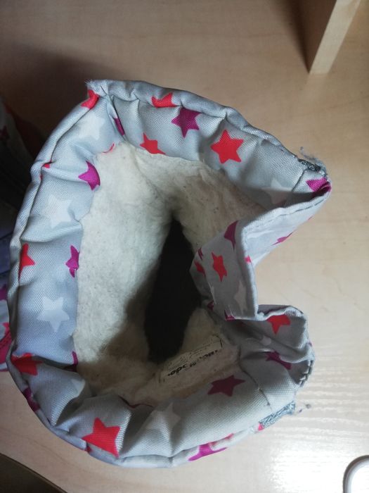Продам зимние сапоги для девочки