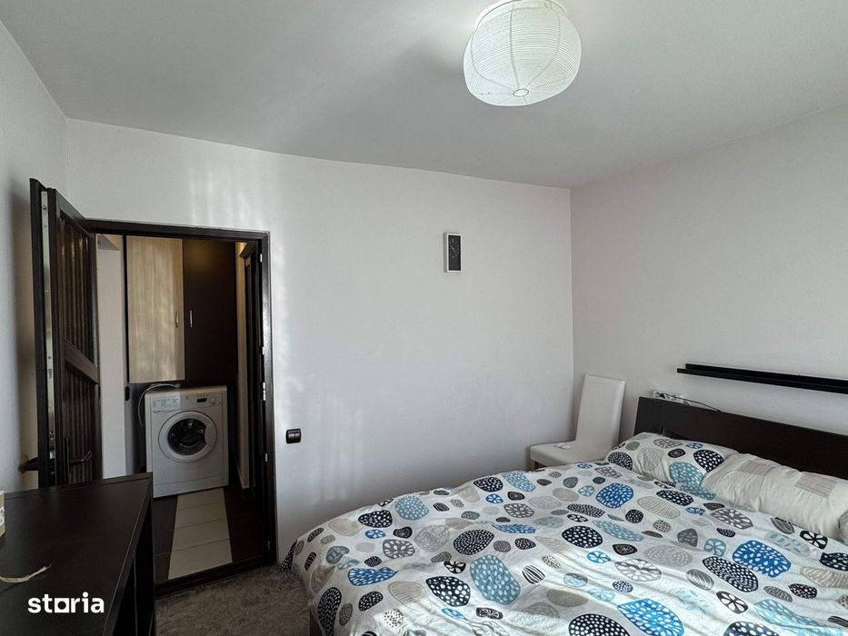 3 cam, decomandat, 60mp, et.4 cu acoperis,  mobilat+utilat, zona D-uri