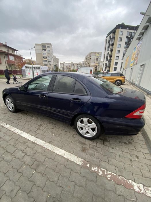 Мерцедес C200 автоматик