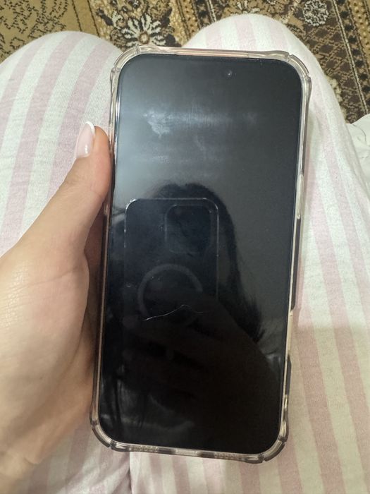 продам айфон 17 про макс