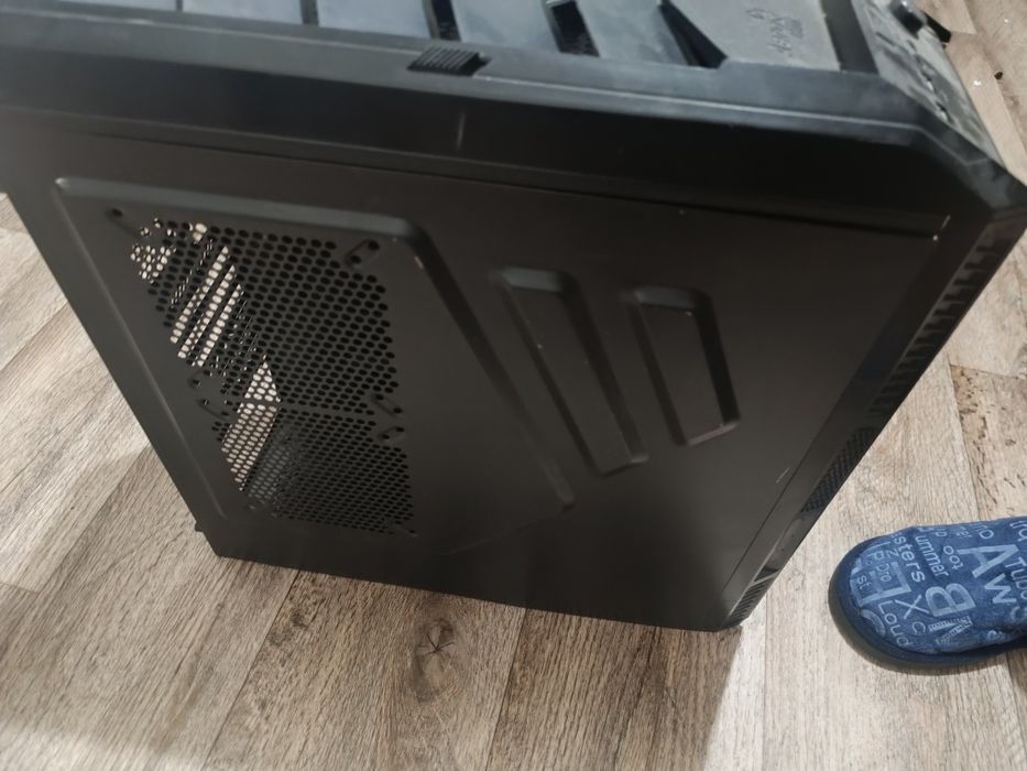 Корпус Компьютера