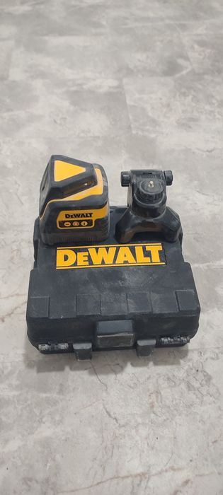Лазерен нивелир на DeWalt