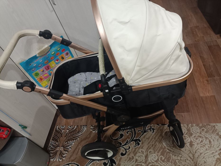 Продаю коляску Belecoo 3в1