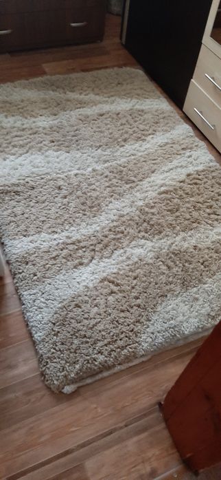 Продам небольшой ковёр