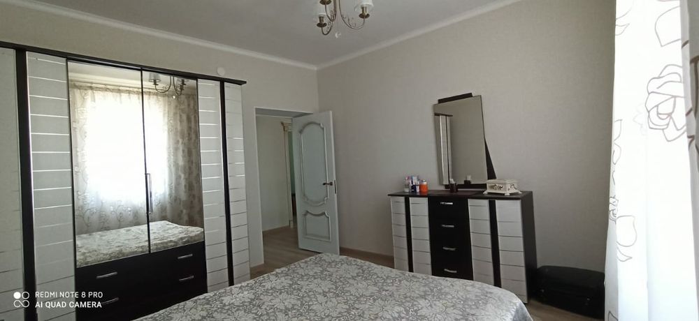 Продаю дом + Яблони Сад