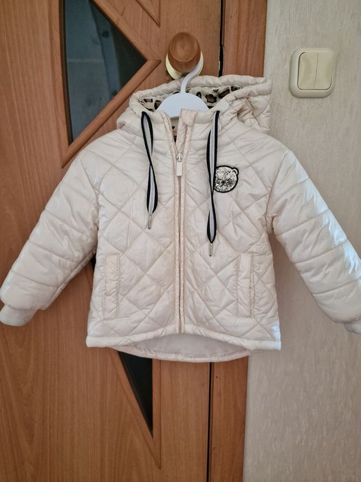 Продам курточку весна- осень