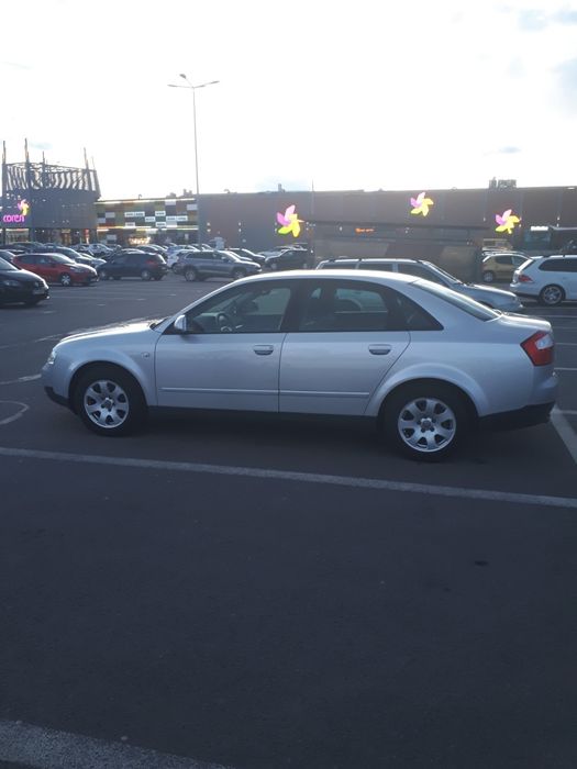 AUDI A4 2002 — imagine 4