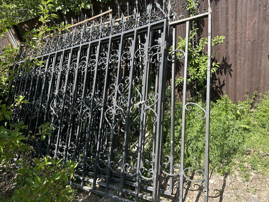 Продам решетки для забора