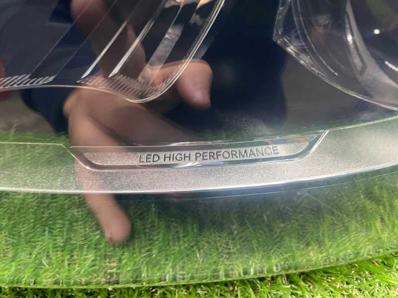 Фара LED Mercedes C W205 лев. (б/у)