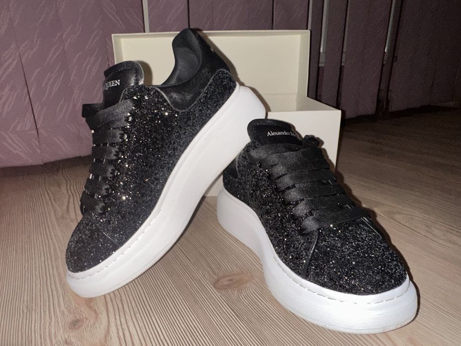 Alexander McQueen sneakers black sparkle