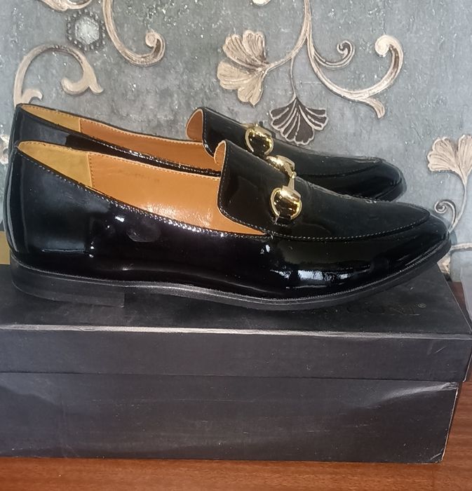 Лакированные лодочки