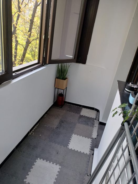 Apartament 2 camere | Drumul Taberei| vedere parc | metrou în fața blocului | renovat complet | 50mp