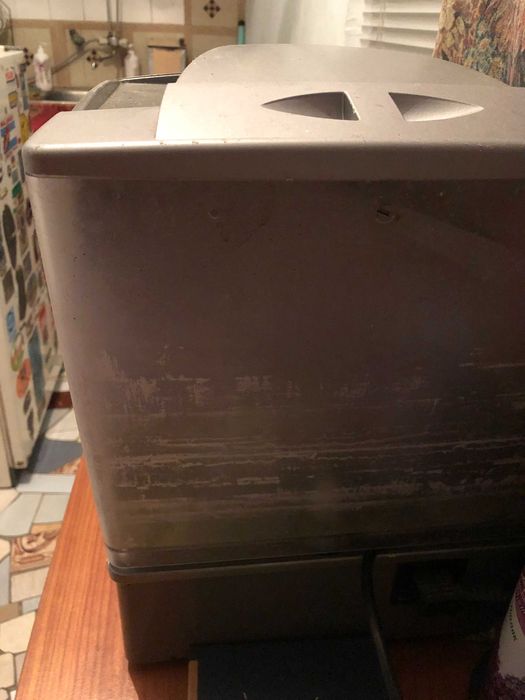 продавам кафе машина автомат гаджиа