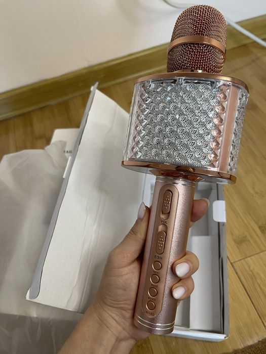 Новый микрофон 5000 тг