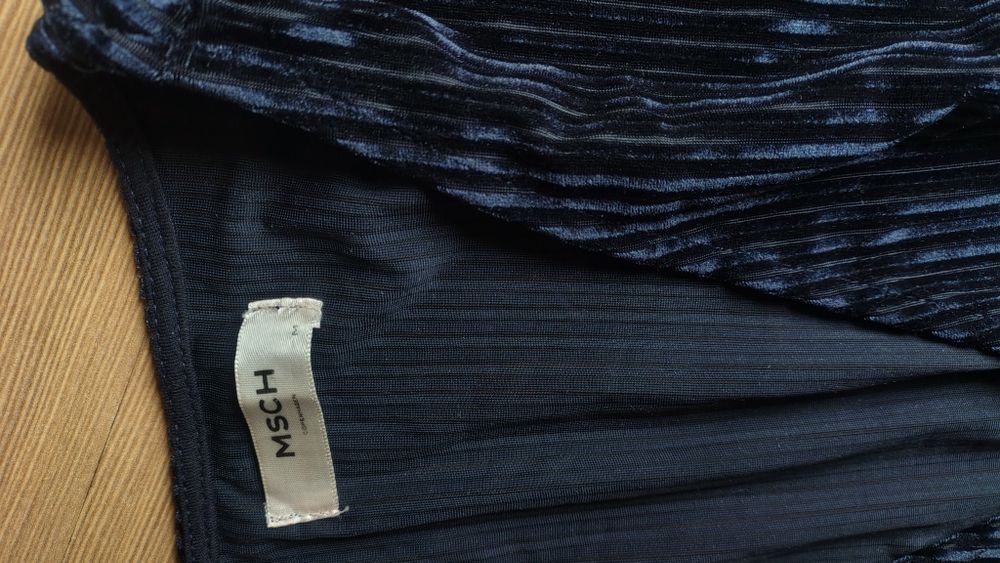 MSCH Елегантна рокля , р-р М, цена 10 евро